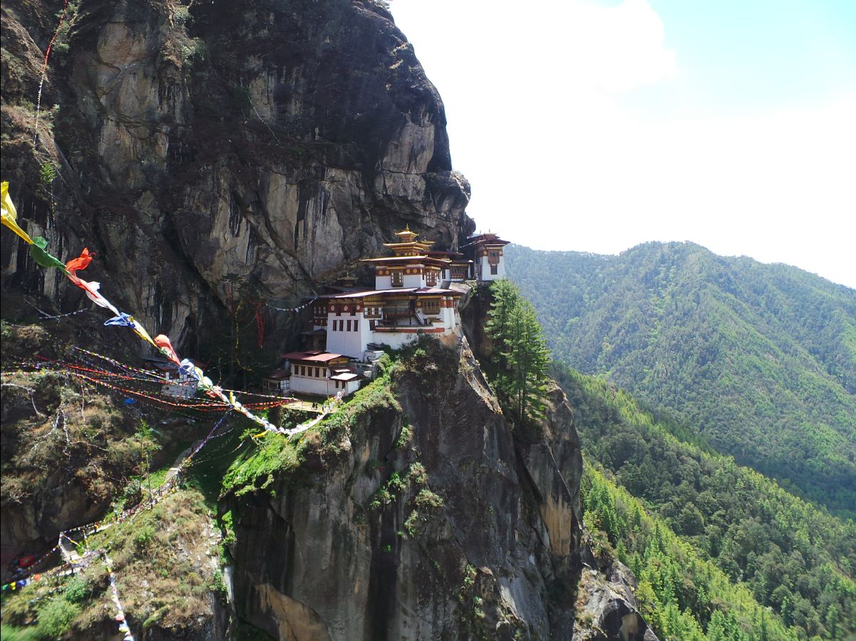 Tiger's Nest Monestary Hike075